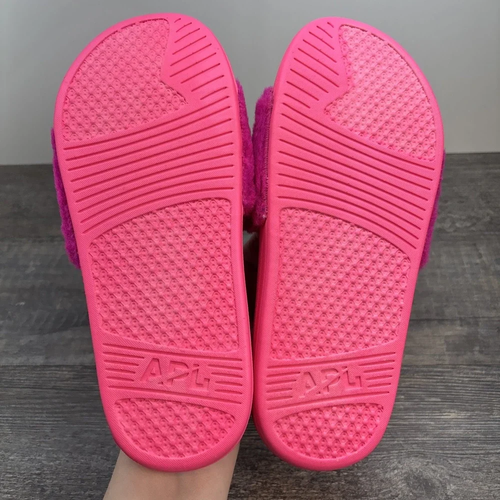 APL Slide Women's 8 Shearling Sandals Neon Pink NEW